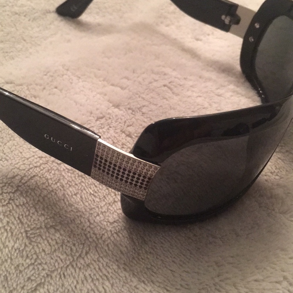 Gucci glasses